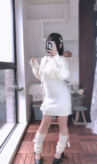 在户外的沙发上与女友啪啪_DVD神马在线观看